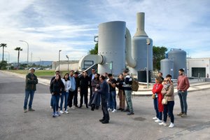 La Cátedra Aguas de Valencia acerca la gestión de plantas innovadoras de tratamiento de aguas a los estudiantes de la UPV