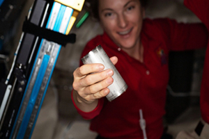 La NASA recicla un 98% de la orina y el sudor de los astronautas