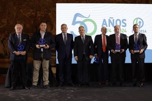 EMASESA celebra sus 50 años con un homenaje a varios personajes vinculados al sector del agua