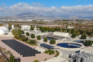 Las placas fotovoltaicas en las depuradoras de la EPSAR cubren 18.533 m2 y reducen 2.200 toneladas de CO2 al año