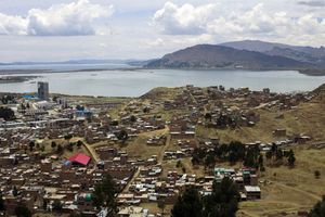 Perú declara la viabilidad para la construcción de 10 plantas depuradoras para descontaminar el Titicaca