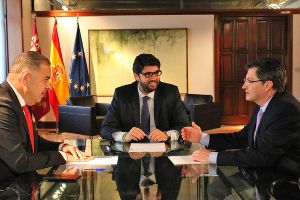 Región de Murcia anuncia una enmienda a los PGE de 4 M€ para abaratar el agua desalada