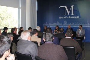 La Diputación de Málaga presenta un estudio sobre las necesidades y recursos hídricos de 29 municipios de la Axarquía