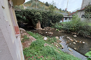 Arrancan las obras del colector que recogerá las aguas residuales del centro de Ermua en Vizcaya