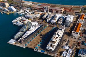 Protección medioambiental Flovac en el puerto de Barcelona