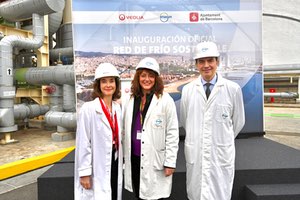 Veolia, Enagás y el Ayuntamiento de Barcelona inauguran la primera red urbana de recuperación de frío sostenible de una terminal de GNL