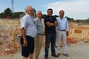 Representantes del Ayuntamiento de Bullas en Murcia y de la comunidad de regantes visitan las obras de la nueva depuradora para conocer la evolución
