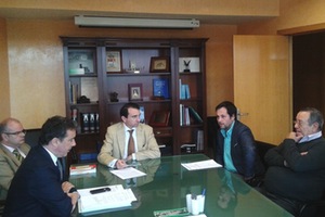 El Presidente de la CHT se reúne con los Alcaldes de la futura mancomunidad de aguas de Santa Lucía en Cáceres