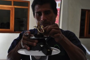 Cafetaleros de América Central generan energía a partir de los desechos del agua residual del café