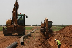 ACUAES trasladará la conducción de agua potable de Marchena en Sevilla para proteger restos arqueológicos hallados en las obras