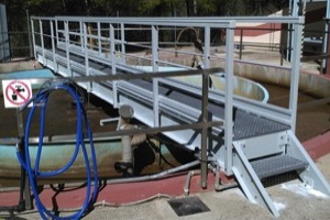 ESCOM™ suministra una pasarela construida íntegramente en PRFV a la empresa EGEVASA en la depuradora del  balneario de Cofrentes en Valencia