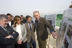 La Presidenta de la Junta de Andalucía inaugura las obras de encauzamiento de Écija en Sevilla con una inversión de 34 M€