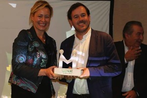 SIMOP España recibe el premio a la trayectoria empresarial