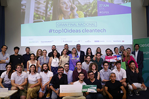Una desaladora flotante alimentada con energía solar gana el mayor concurso de ideas verdes de España