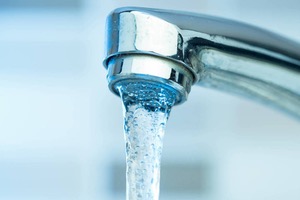 Según el Presidente de la FEMP, "El suministro de agua está garantizado por los Ayuntamientos para los colectivos más vulnerables"