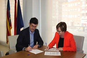 El Ayuntamiento de Almassora y FACSA firman un convenio para evitar cortes de agua a familias en situación de vulnerabilidad