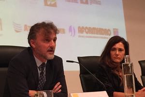 José Fiscal destaca que la Ley de Cambio Climático garantiza el suministro mínimo vital de agua en Andalucía