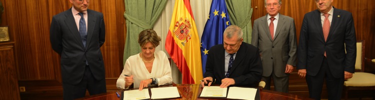 García Tejerina firma un Convenio para apoyar el empleo de los Ingenieros de Caminos, Canales y Puertos