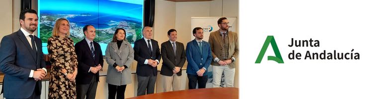 La Junta de Andalucía impulsa la colaboración institucional para preparar el puerto de Algeciras para recibir agua potable