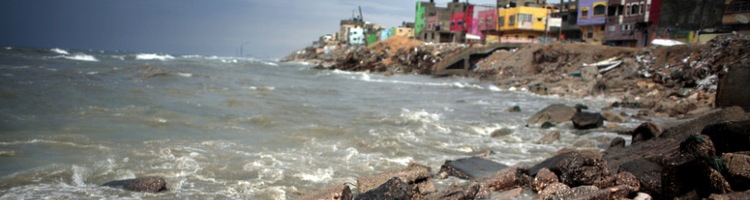 Las alcantarillas y colectores de Gaza contaminan la costa de Israel