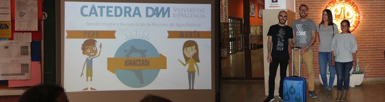 La Cátedra DAM inicia su viaje con la “Maleta del Agua” en varios colegios de la Comunidad Valenciana