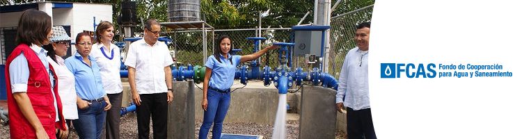 España apoya el acceso al agua y saneamiento de más de 200 familias y casi 1.000 estudiantes en El Salvador