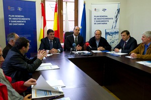 El Gobierno de Cantabria presenta el Plan de Abastecimiento y Saneamiento con 400 millones de euros de inversión