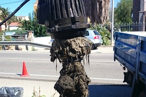 Las toallitas húmedas provocan averías y atascos en la red del alcantarillado de Dénia en Alicante