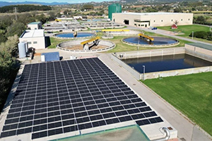 Instalada una planta solar fotovoltaica con 253 placas para autoconsumo en la EDAR de Blanes en Gerona