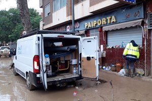 Canal de Isabel II contribuye a restaurar el alcantarillado de Paiporta tras la Dana