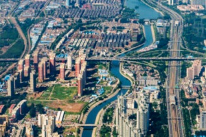 Desarrollando la planta subterránea de reciclado de aguas residuales más grande de China en Pekín