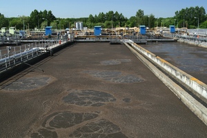 Optimización del proceso de lodos activos en estaciones depuradoras para reducir la generación de fangos residuales