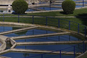 Investigación sobre procesos avanzados de tratamiento y depuración de las aguas mediante electrocoagulación